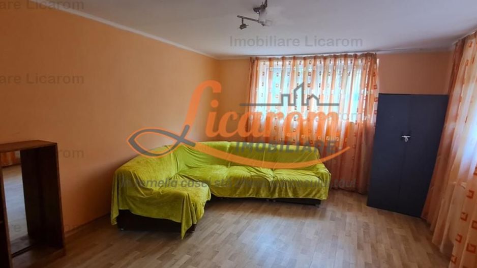 Casa individuala cu 2 apartamente, 6 camere,teren 403 mp,ASTRA. - Poză 4