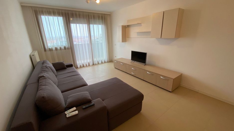 Apartament cu 3 camere   în zona Ultracentral - Poză 8