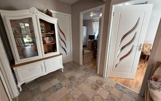 Aroneanu - Casa la asfalt - 420mp teren - 3 camere - Canalizare - Poză 12