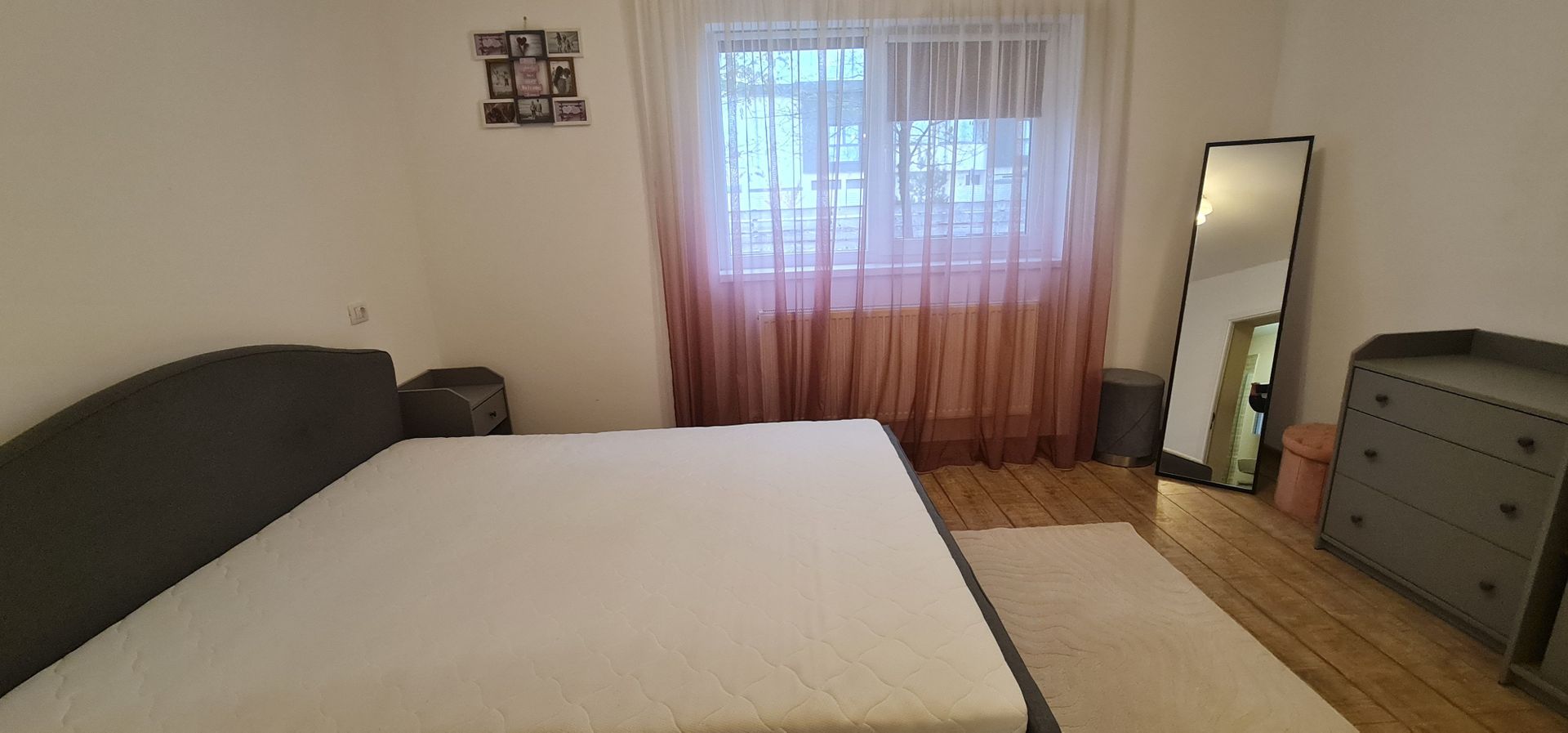 Casa 3 dormitoare mobilata utilata modern Cartier Izvor - Poză 18