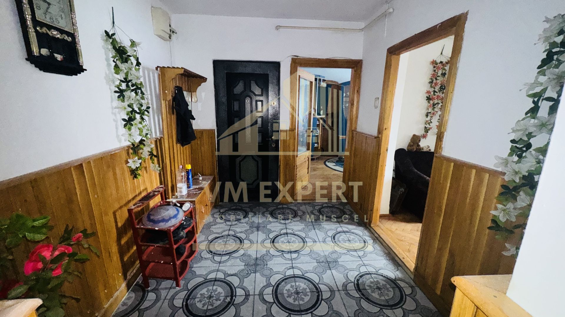 APARTAMENT 2 CAMERE ETAJ 2 GRUI CAMPULUNG - Poză 9