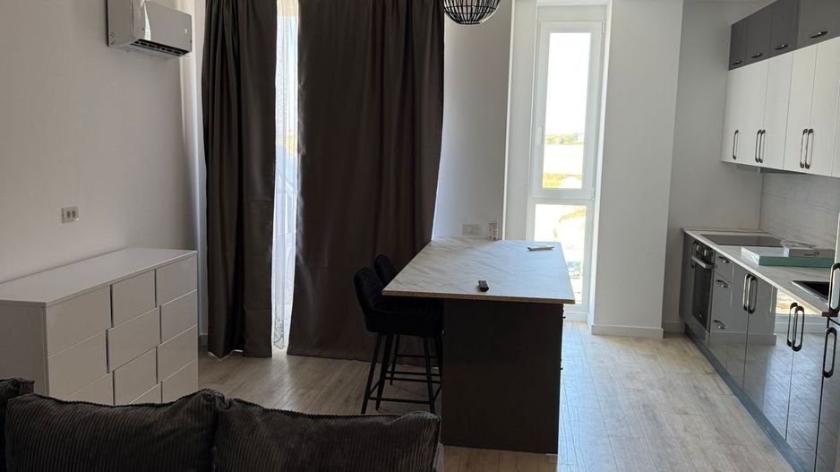 Torontal Apartament Decomandat, Loc Parcare la Subsol, Complet Mobilat - Poză 3