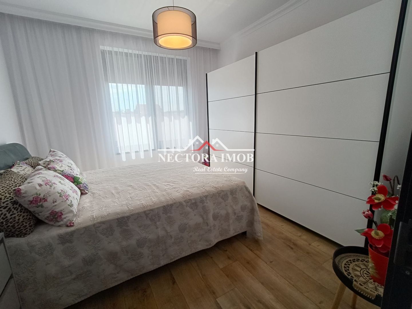 NECTORA IMOB-Casa Premium 4 camere, 2 bai, garaj, 720 mp teren Oncea - Poză 10