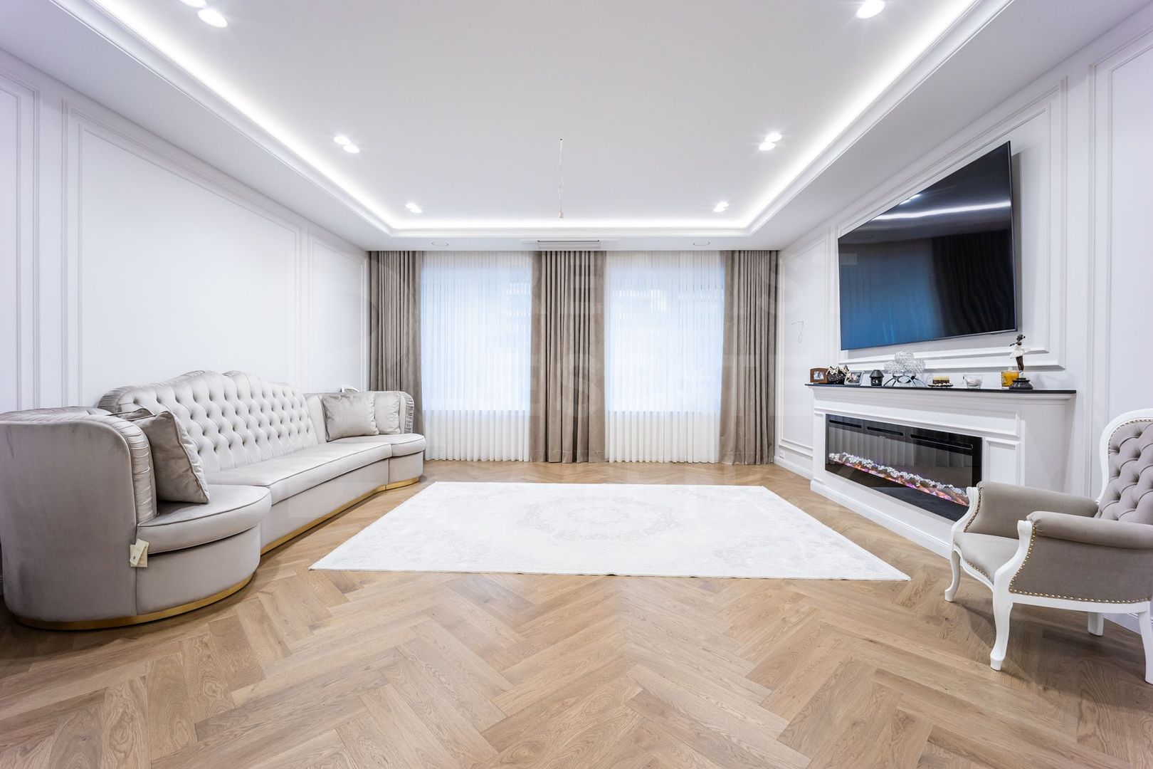 Apartament 4 camere, 160 mp, str. Nadejda Russo, Rîșcani - Poză 1