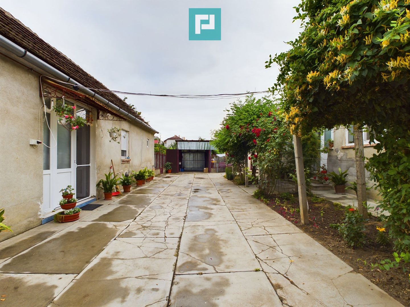 Casă ideală pentru o familie numeroasă, Sântana - Poză 8