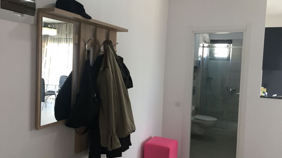 Apartament pe malul Mării, Mamaia! 2 camere 63mp suprafață. Mobilat. - Poză 1