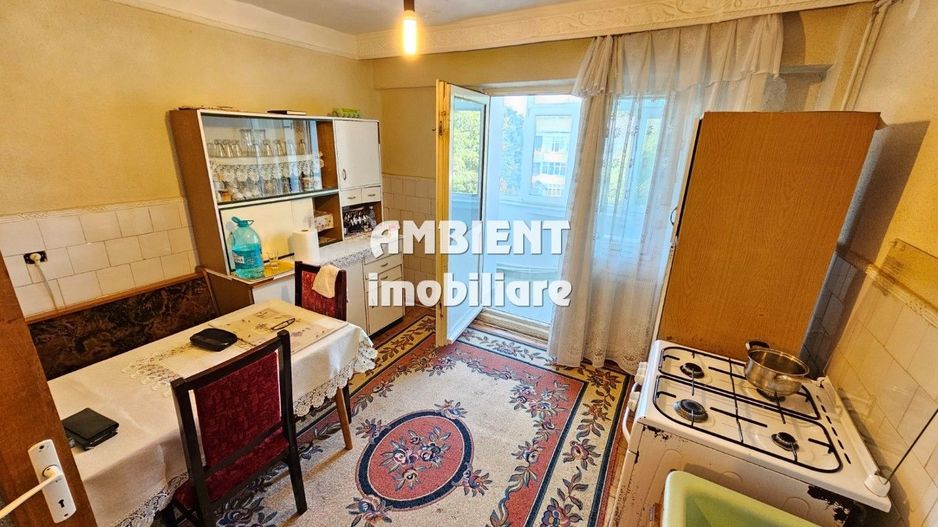 Apartament cu 3 camere, 94 mp, zona TRAIAN - PRIMARIE; - Poză 9