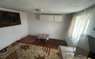 Casa de vanzare + teren, zona Curtesti, pret 55000 euro negociabil - Poză 9
