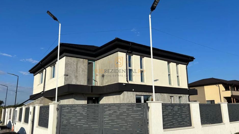 Vila tip duplex, 250 mp teren, Comuna Berceni, Str. Vasile Goldis - Poză 1