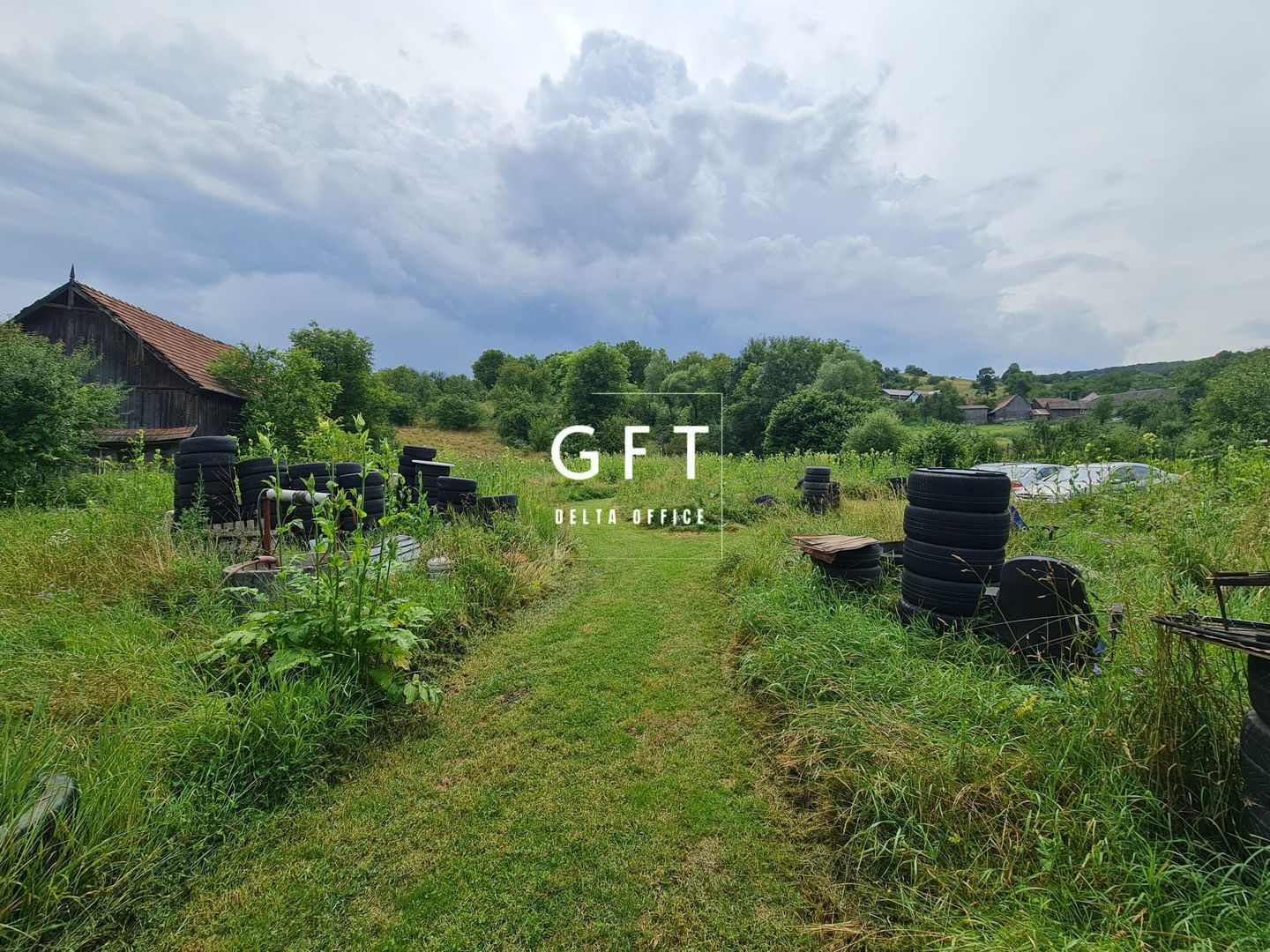 Teren intravilan cu doua constructii in Suceagu - Poză 6