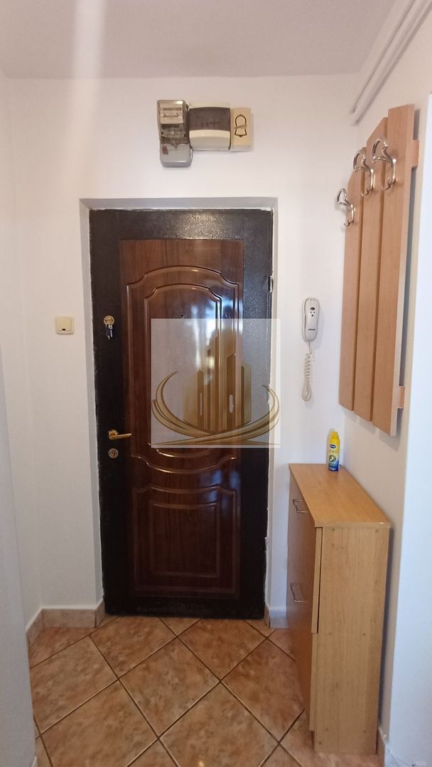 Apartament 2 camere semidecomandat, bloc reabilitat - Poză 8