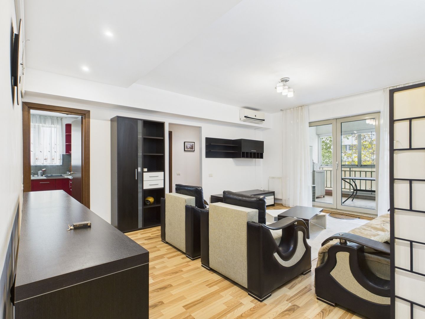 Apartament 3 camere West Park Residential, parcare și boxă incluse - Poză 1