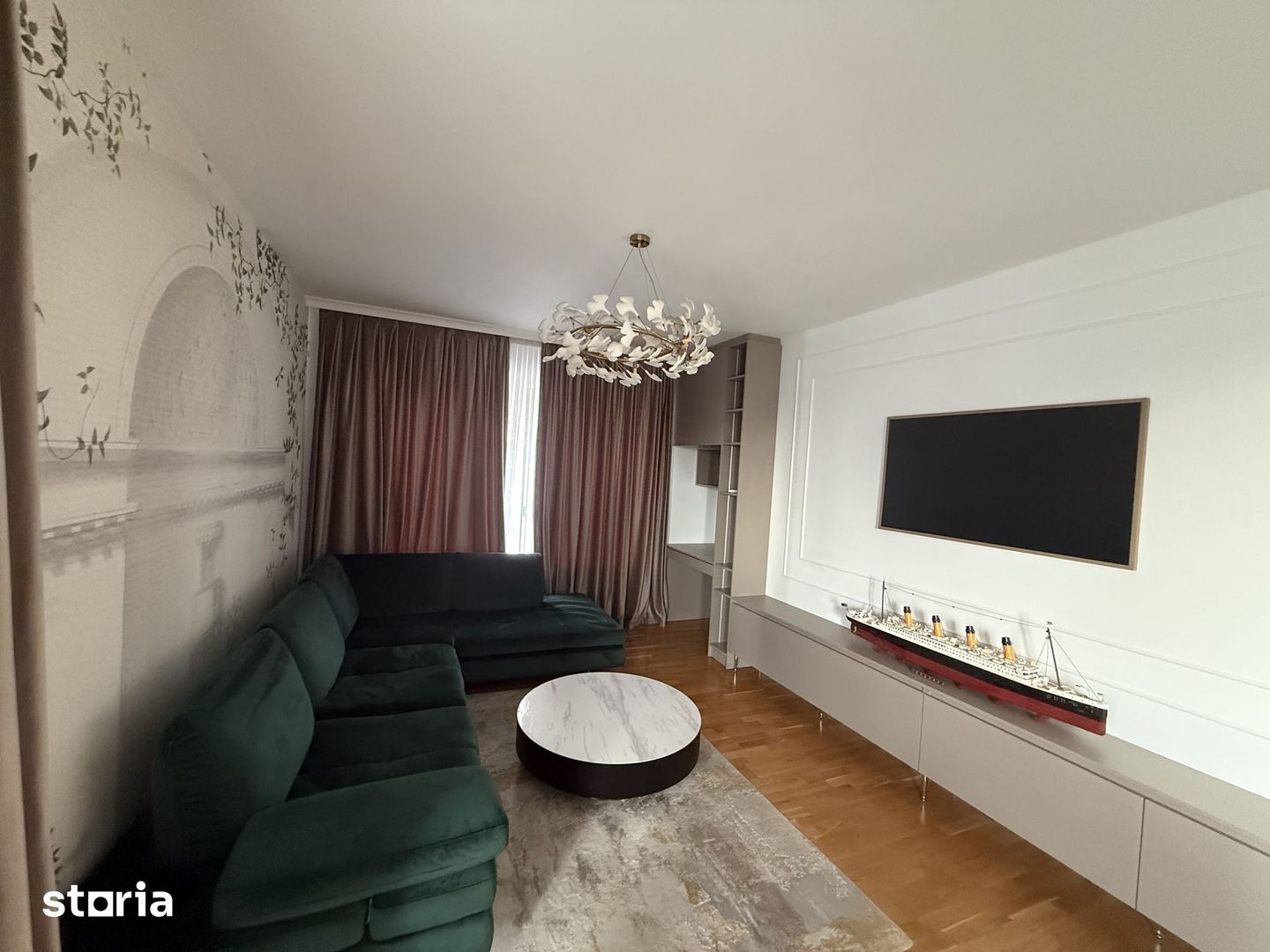 Apartament // Luxuria Residence  // Parcare inclusă - Poză 2