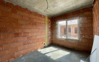 Duplex pe parter - 3 camere - zona Valery - 145.000€ - Poză 9