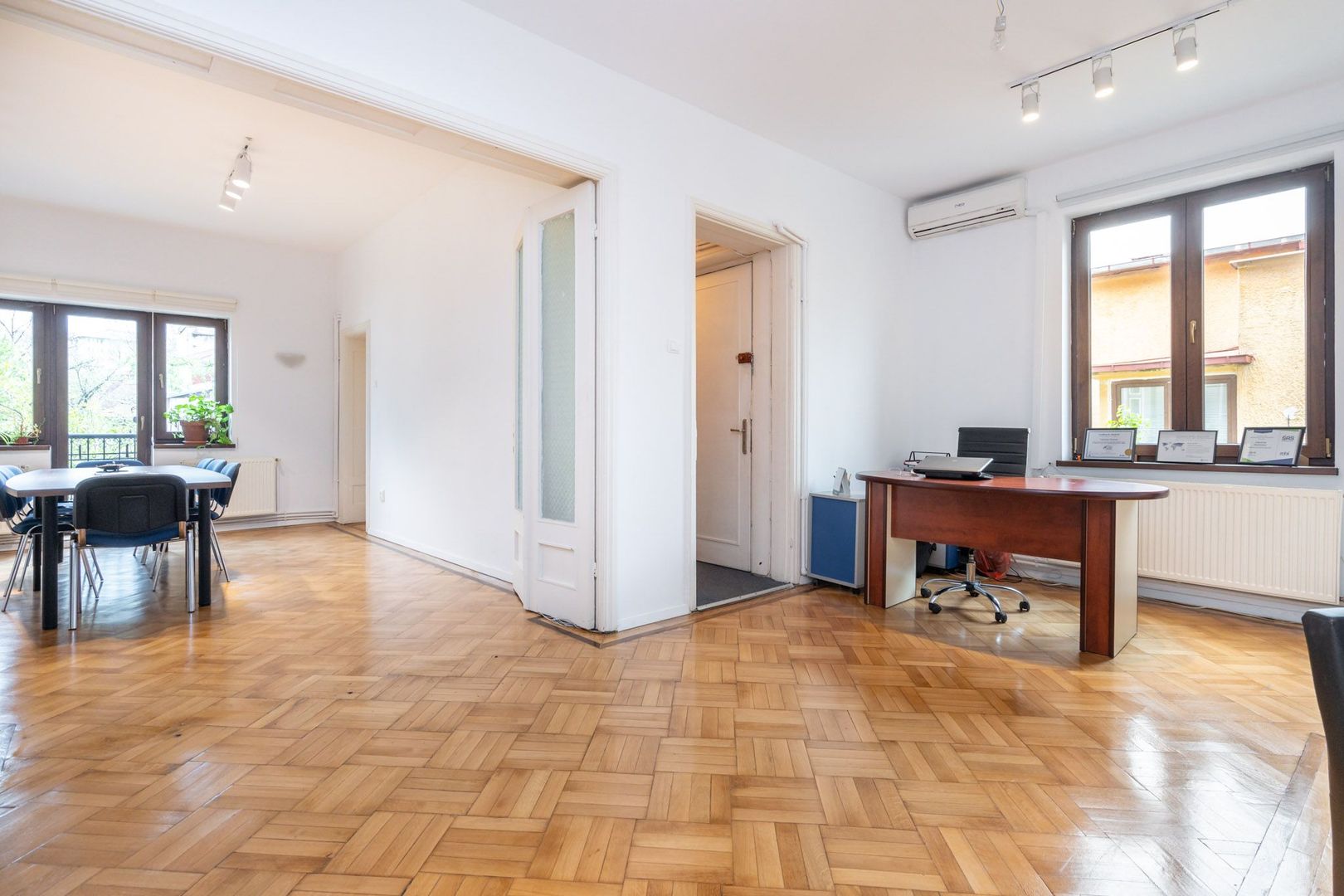 COMISION 0% - Apartament superb in cartierul Cotroceni - str. Dr. M.Mirinescu - Poză 1