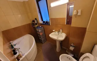 Cotroceni! Vand 530.000 Eur / Inchiriez 1450 eur, vila singur curte. - Poză 15