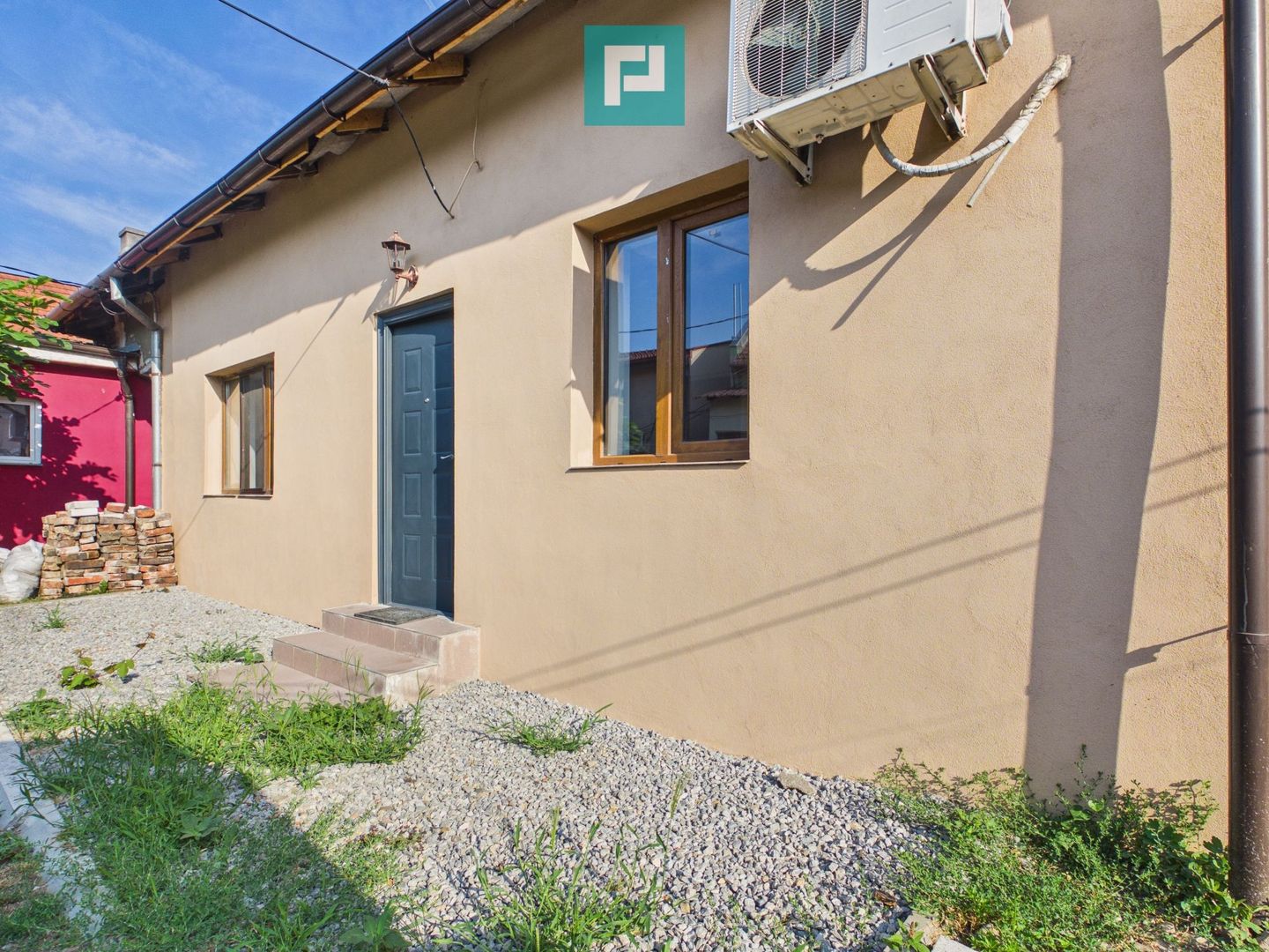 Casă renovată ultracentral | Str. Primăriei - Poză 2