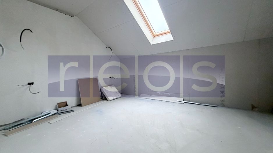 VANZARE 4 CAMERE | 136 MP UTILI | LOC DE PARCARE INCLUS | JIULUI - Poză 6