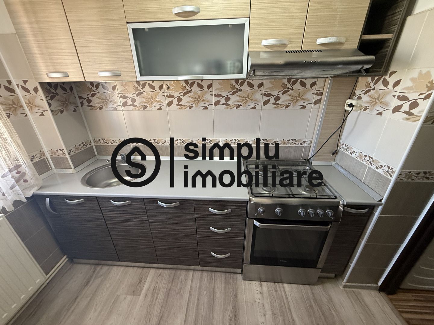 2 camere, centrala termica, etaj 4, Craiovita - 86 000 Euro - Poză 15