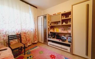 Apartament cu 3 camere de vanzare, Cetate - Poză 7