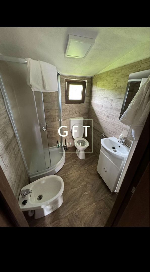 Casă de vânzare plus spatiu comercial, cu afacere la cheie în Chiraleș - Poză 2