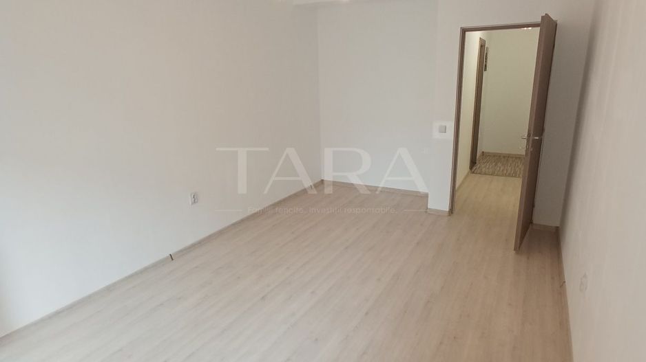 Apartament cu 2 camere de vânzare în zona Peny. - Poză 2