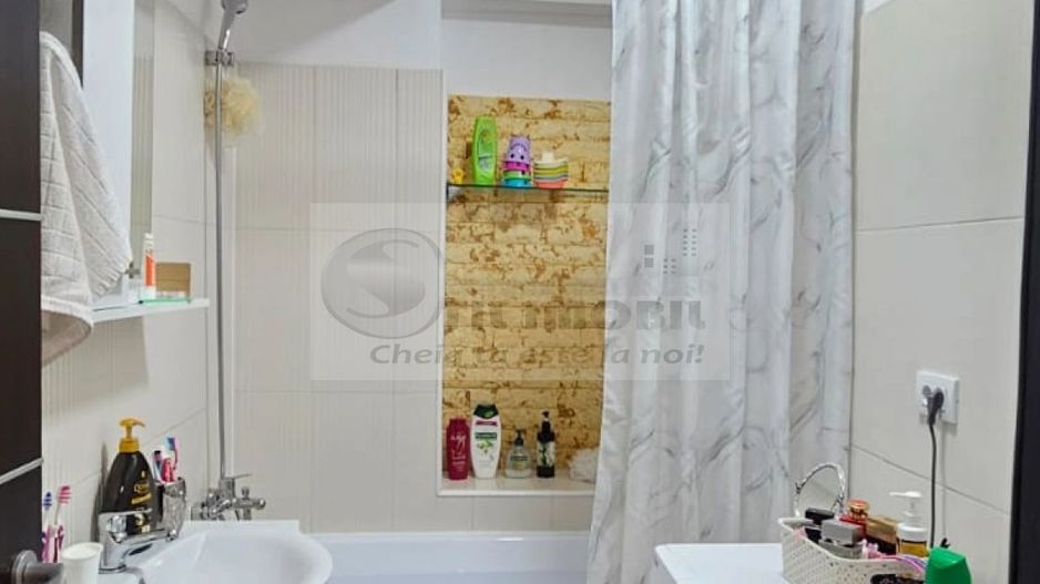 Apartament de vanzare 2 camere decomandat bloc nou Valea Lupului - Poză 7