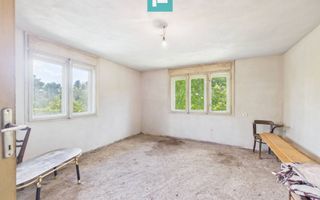 Casă în localitatea Gurahonț, județul Arad - Poză 12