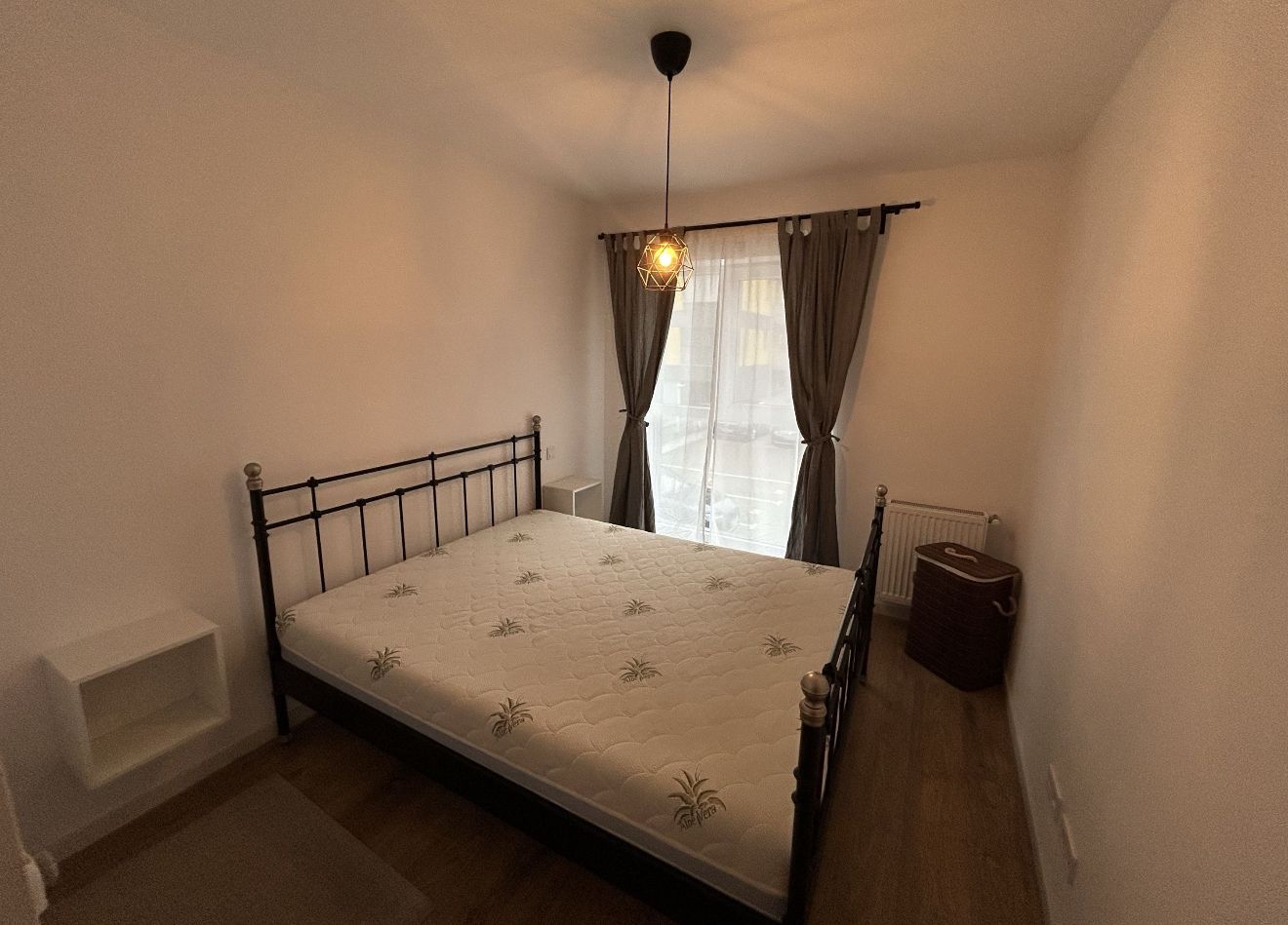 AP. 2 CAMERE HERCESA VIVENDA, PARCARE, BOXA SUBSOL, BLOC NOU, METROU - Poză 3