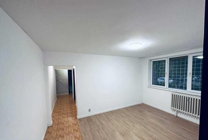 APARTAMENT RENOVAT 4 CAMERE PARTER BLOC REABILITAT APUSULUI - Poză 1