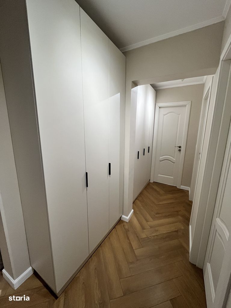 Inchiriere apartament 4 camere vedere parc - Poză 8