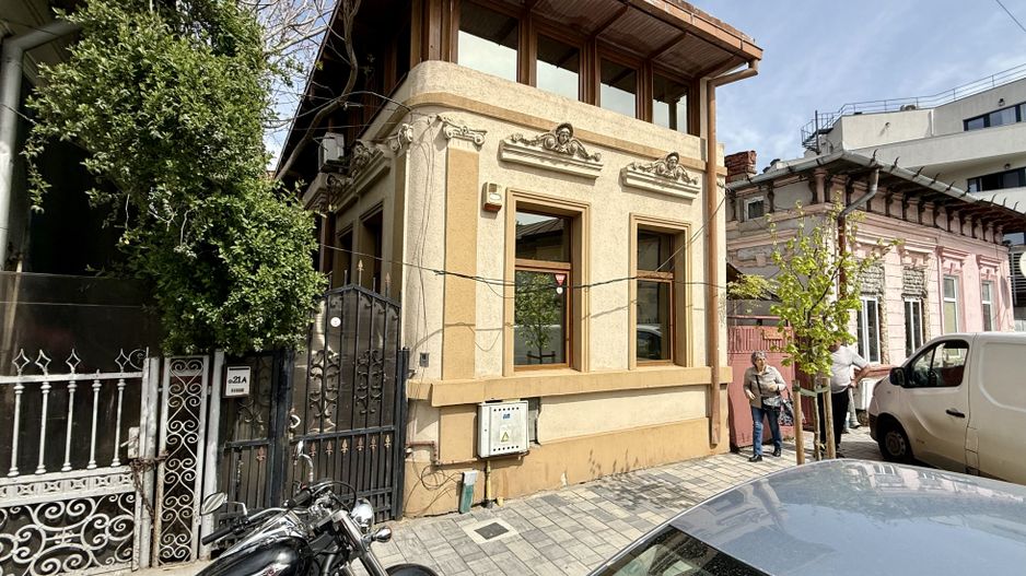 Casă spațioasă pentru birouri, zonă centrală, Eminescu-Vasile Lascar - Poză 1
