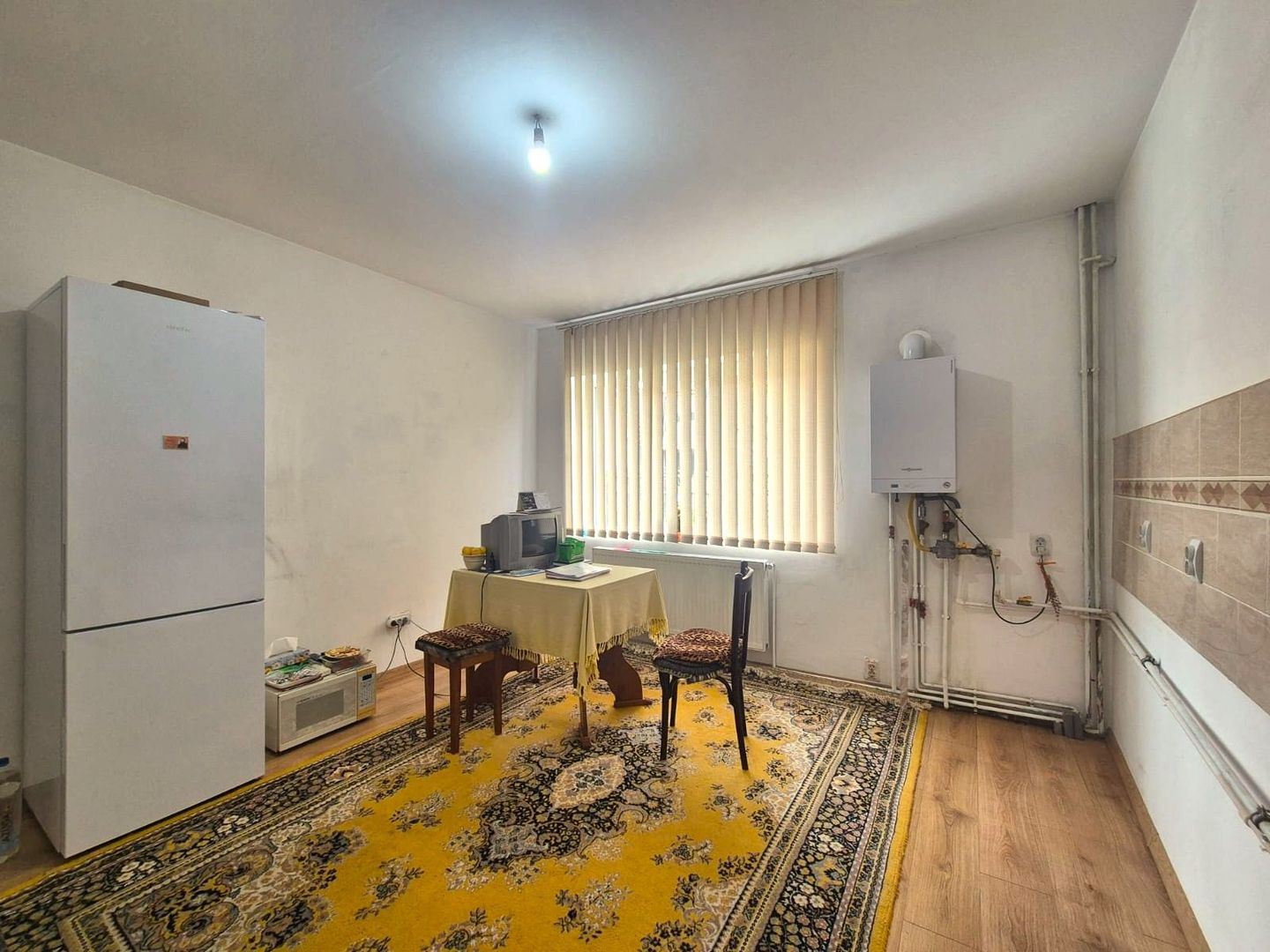 Casă pretabilă investiție, spațioasă, singur în curte, 600 mp teren - Poză 9