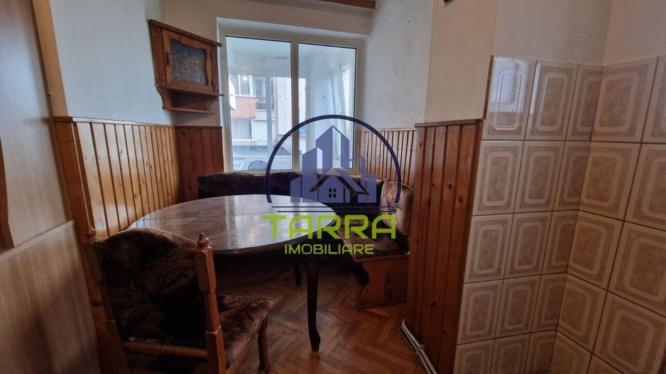 Apartament 3 camere de vazare in Alba Iulia zona Centru - Poză 13