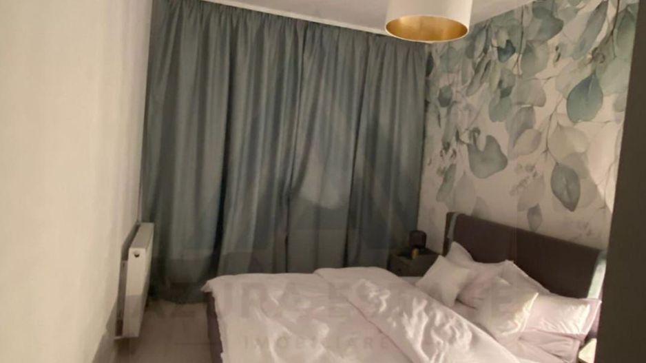 Apartament modern 3 camere balcon 5 mp utili si parcare zona Centrala - Poză 12