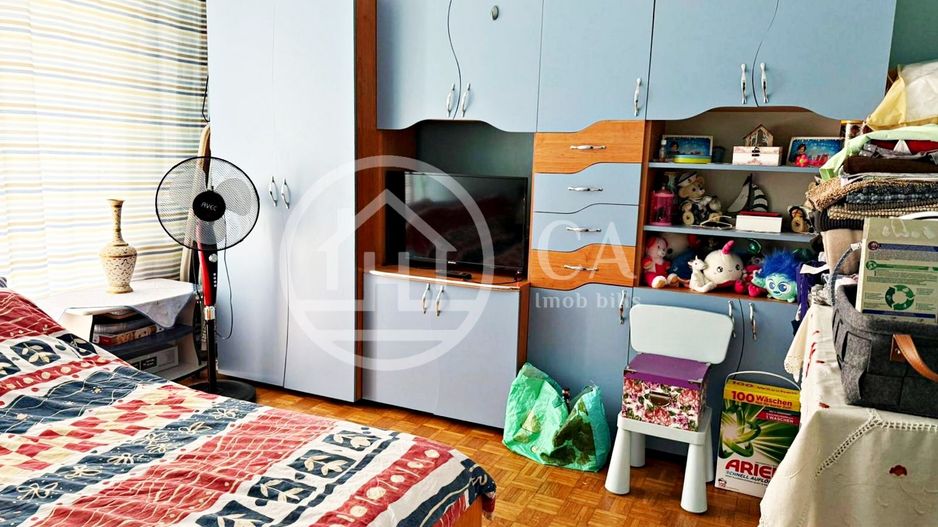 Apartament cu 2 camere de vanzare in zona Rogerius, Oradea - Poză 3