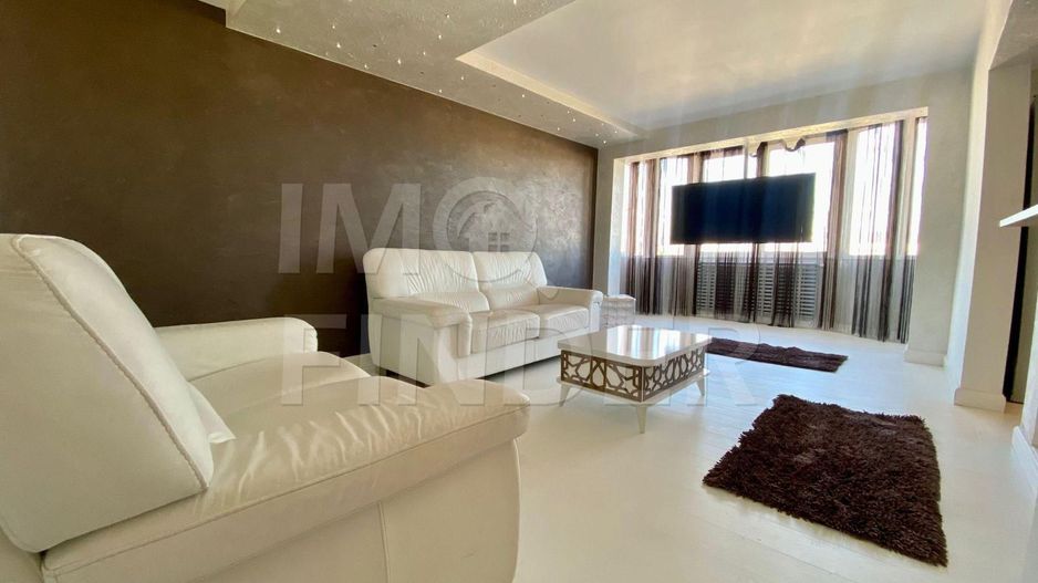 Apartament 3 camere zona Cipariu - Poză 1