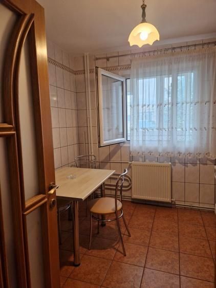 De inchiriat apartament cu 3 camere , Oltenitei sector4 - Poză 7
