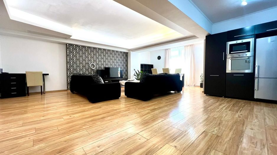 Apartament cu 3 Camere Herastrau / Terasă Generoasă - Poză 1