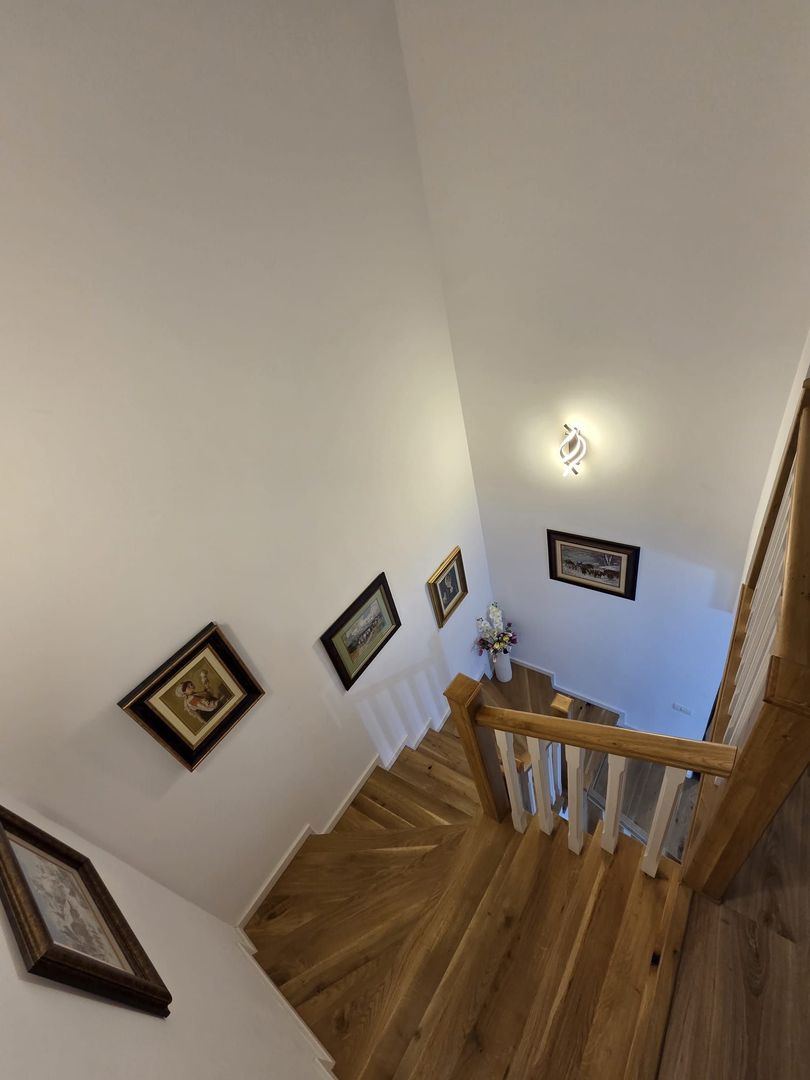 Vila eleganta CORBEANCA 5 camere - Poză 16