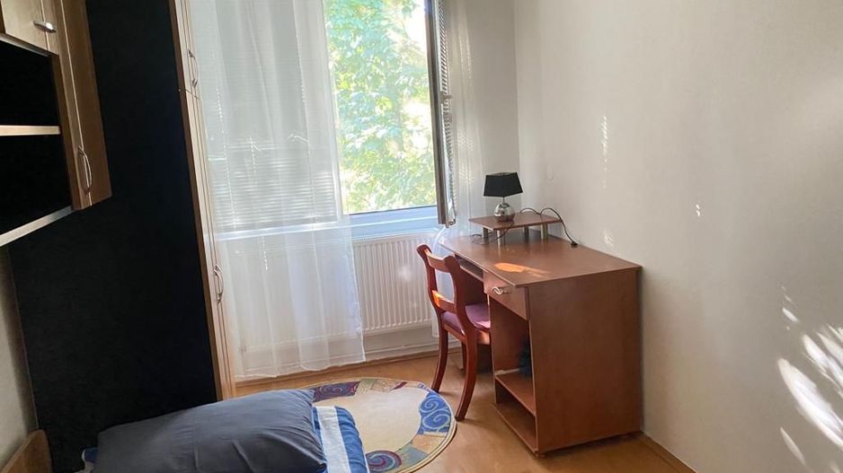 3 camere confort 1 etaj 3 zona Medicina CENTRALA PROPRIE - Poză 5