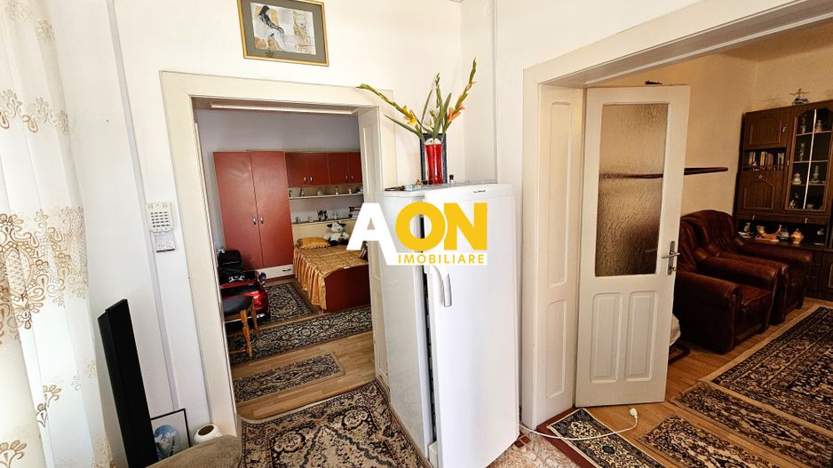 Casa cu 2 corpuri de cladire, 744 mp teren, toate utilitatile, Micesti - Poză 7