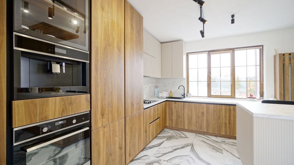 👉 Vilă spectaculoasă pe lac – Ghermănești | 573 mp | Terasă, ponton, - Poză 16