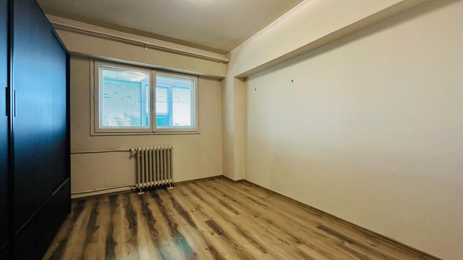 Apartament luminos 3 camere cu balcon generos Parcul Plumbuita - Poză 8