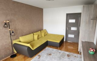 Apartament cu 3 camere, 75mp, Zona Kaufland - Poză 1
