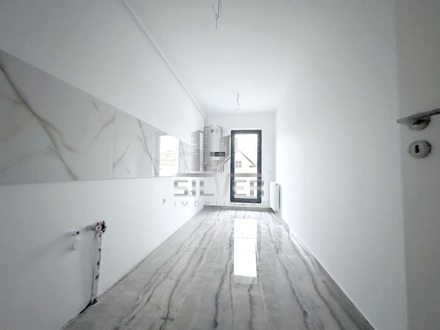 Apartament cu 3 camere/zona Frunzisului/CF. - Poză 3