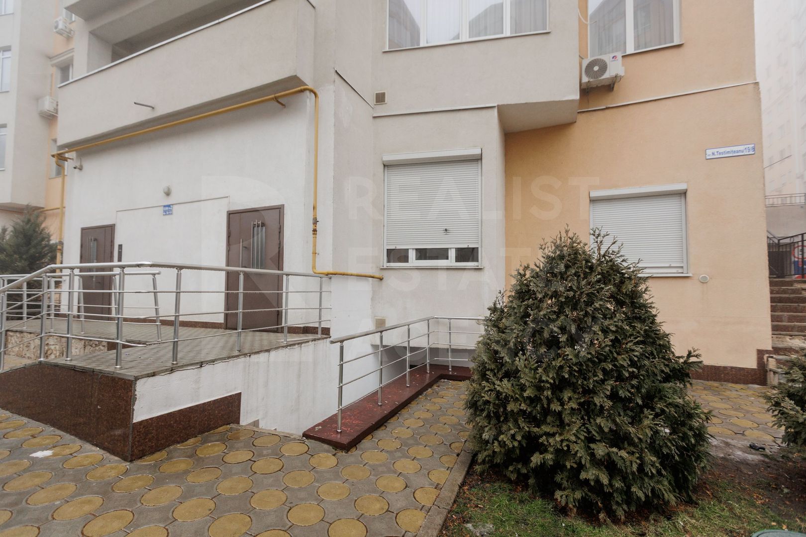 Vînzare debara 27 mp , strada Nicolae Testimițeanu, Botanica - Poză 2