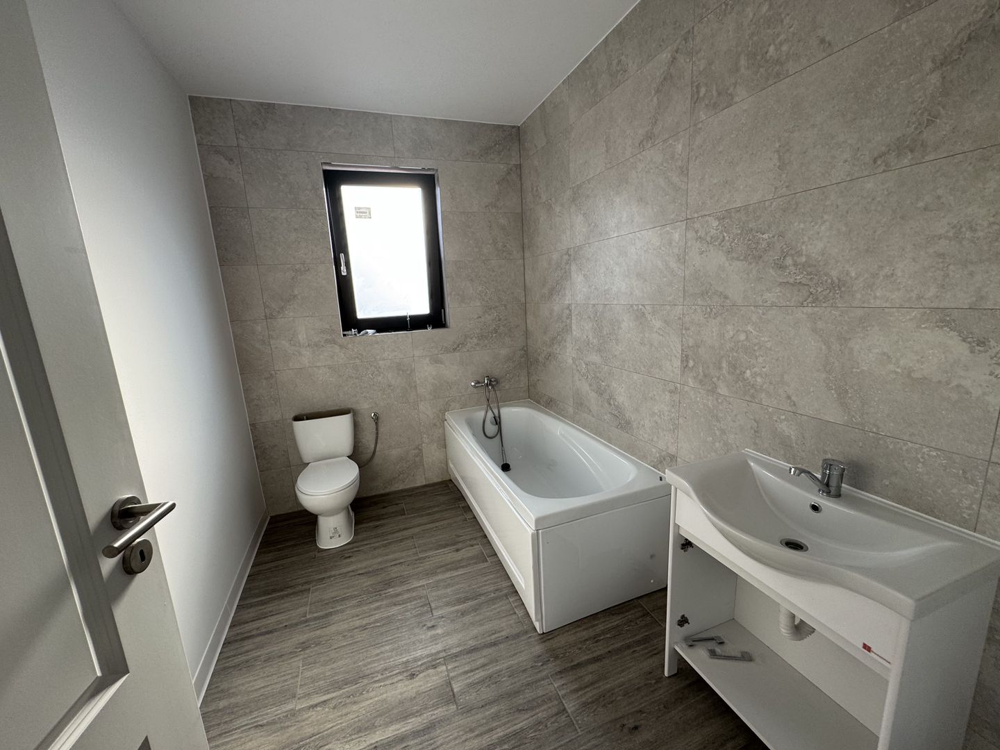 Casa Individuala Becicherecu Mic,Parter,3 Camere,Terasa Acoperita - Poză 11