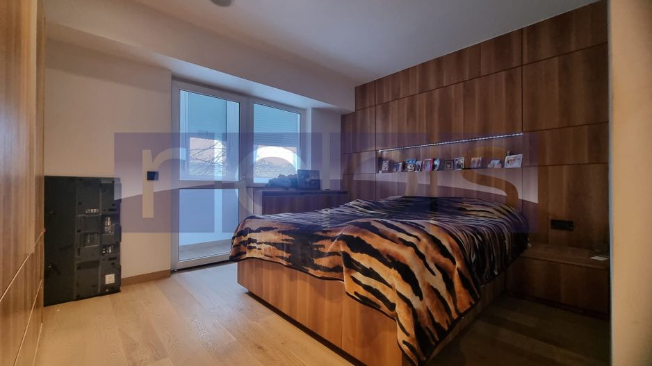 VANZARE 3 CAMERE SEMIDECOMANDAT - Mall Vitan - Poză 8