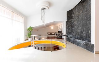 Dumbrăvița, la intrare – casă exclusivistă ideală locuință sau birou - Poză 14